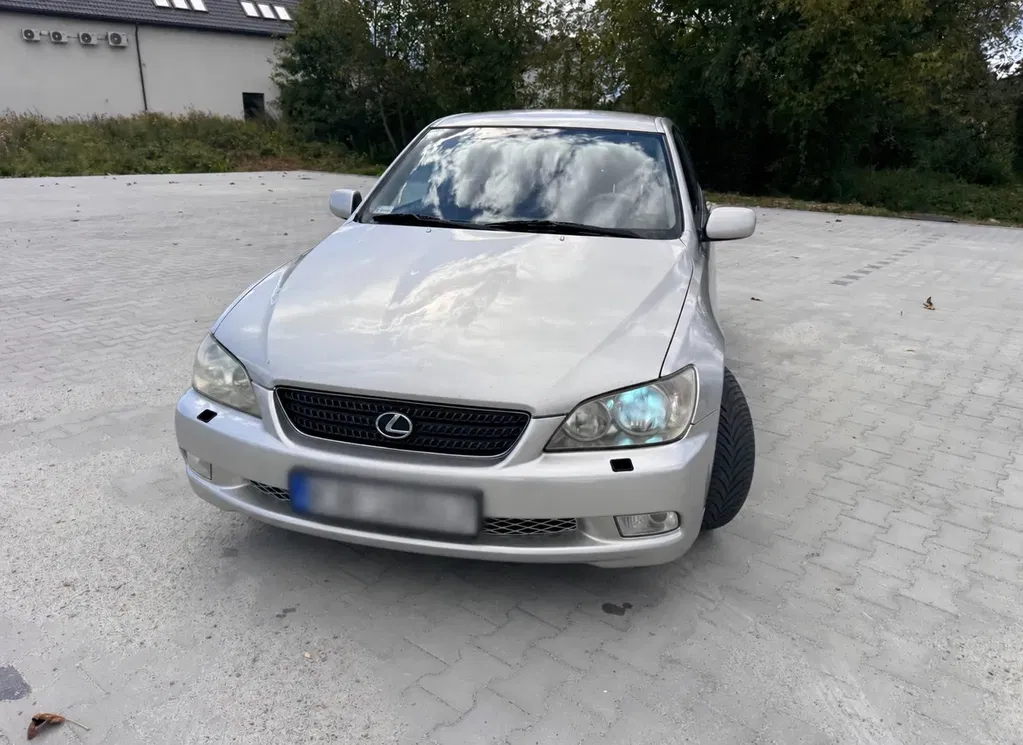 Zdjęcie: 2002 Lexus IS