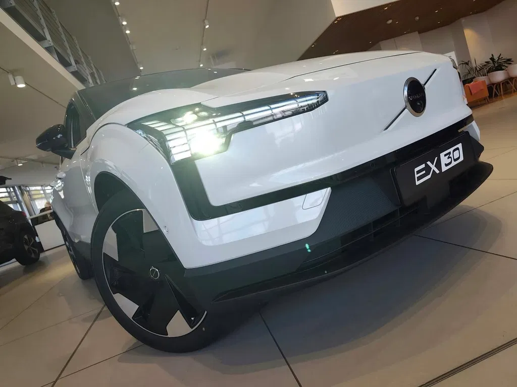 Zdjęcie: 2026 Volvo EX30