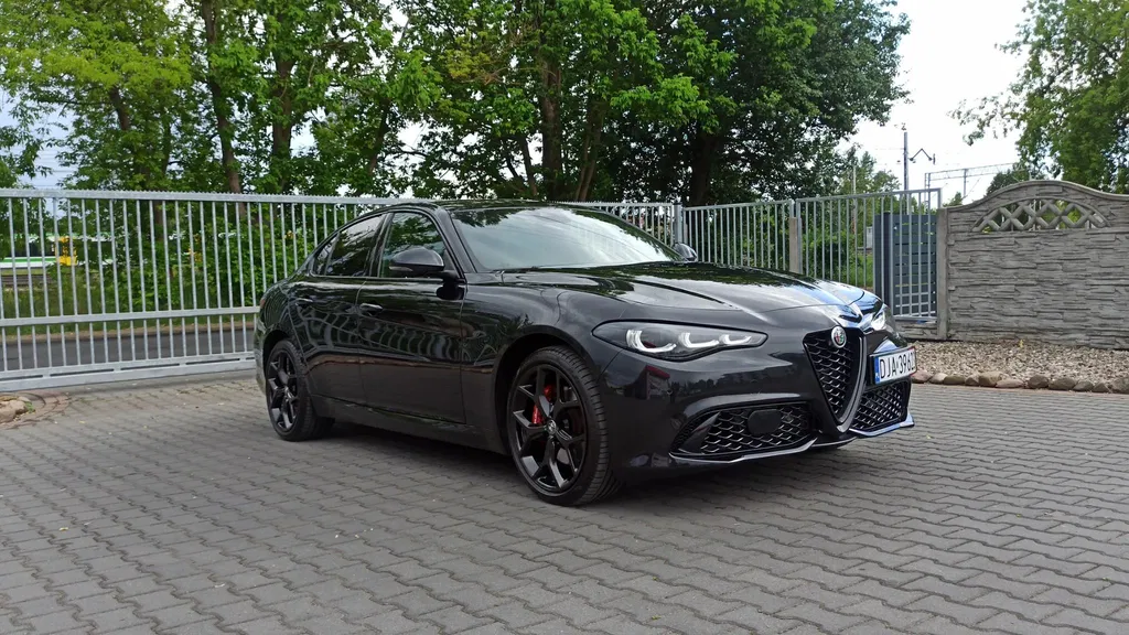 Zdjęcie: 2023 Alfa Romeo Giulia