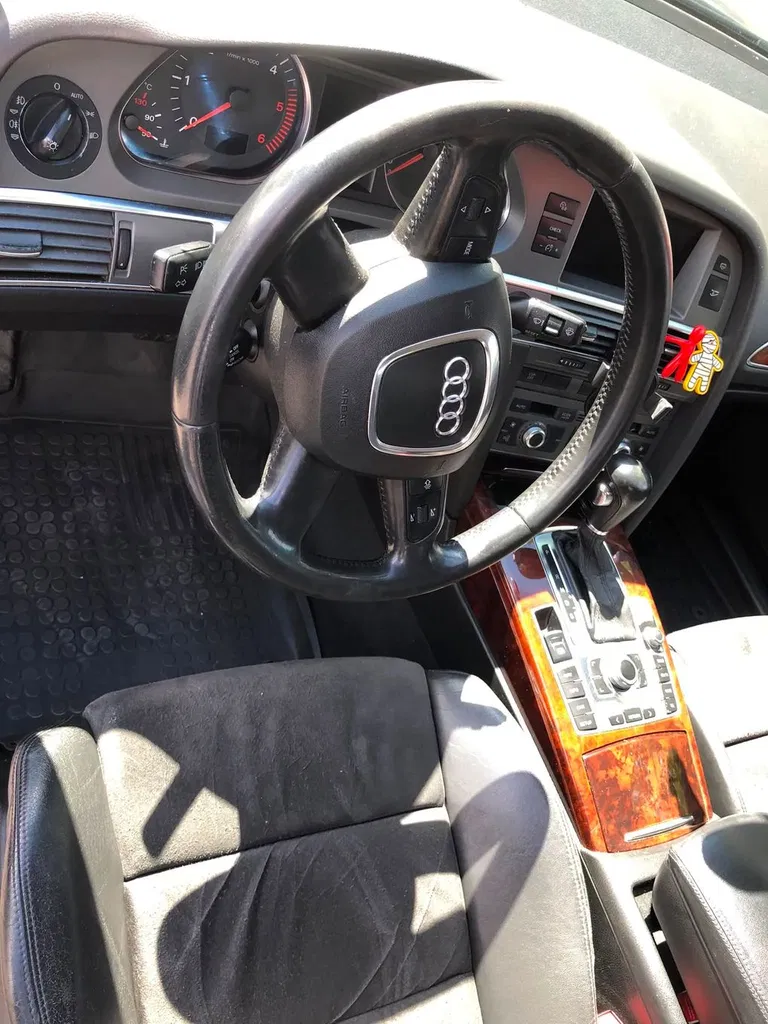 Zdjęcie: 2005 Audi A6 Limousine