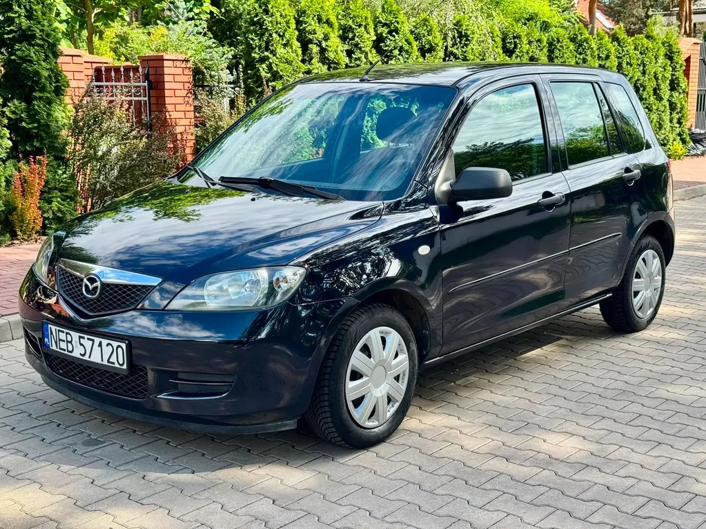 Zdjęcie: 2004 Mazda 2