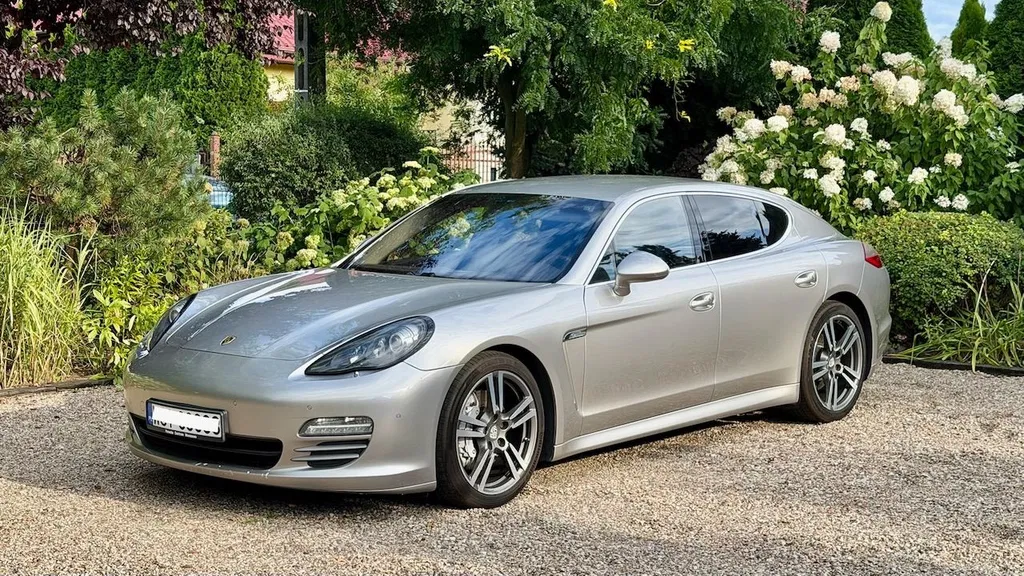 Zdjęcie: 2011 Porsche Panamera
