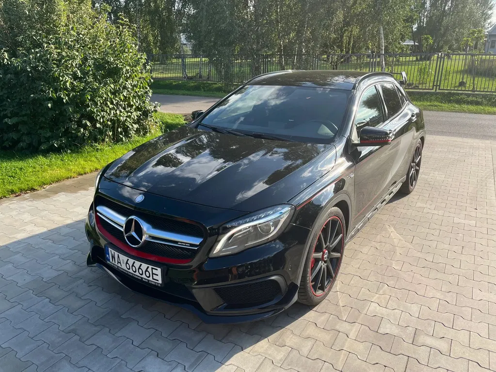 Zdjęcie: 2015 Mercedes-Benz GLA