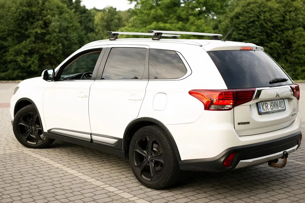 Zdjęcie: 2016 Mitsubishi Outlander
