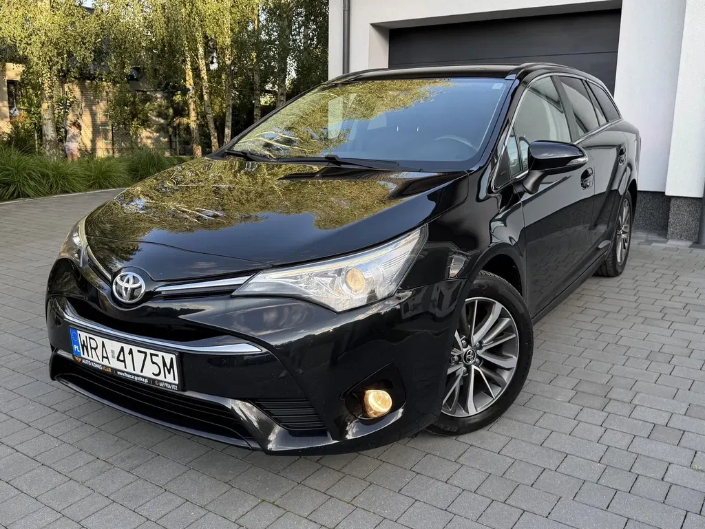 Zdjęcie: 2017 Toyota Avensis