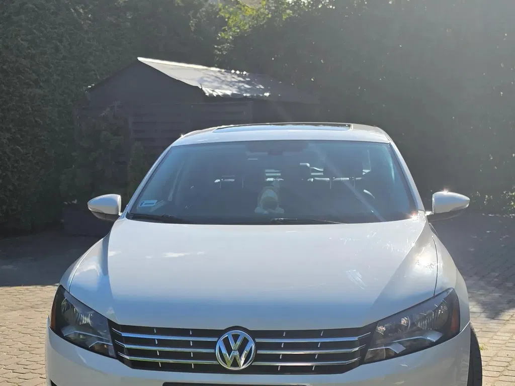 Zdjęcie: 2012 Volkswagen Passat