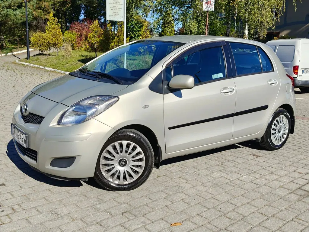 Zdjęcie: 2010 Toyota Yaris