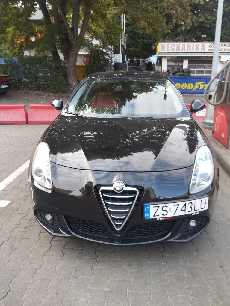 Zdjęcie: 2011 Alfa Romeo Giulietta