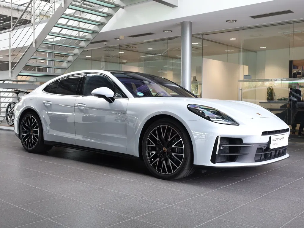 Zdjęcie: 2025 Porsche Panamera