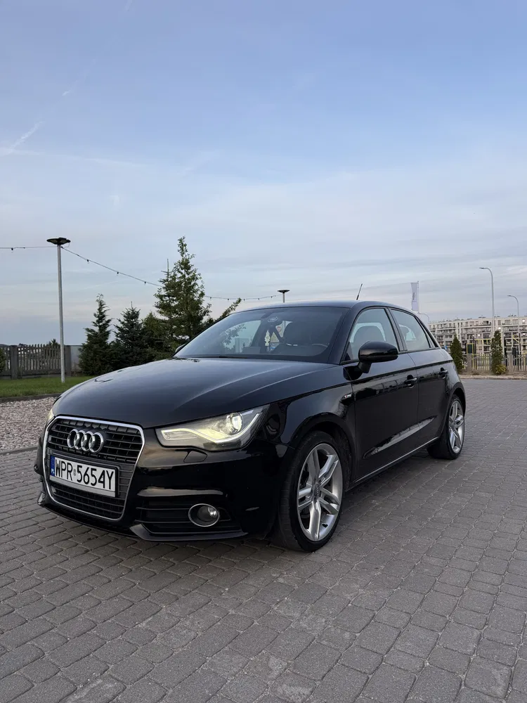 Zdjęcie: 2012 Audi A1 Sportback