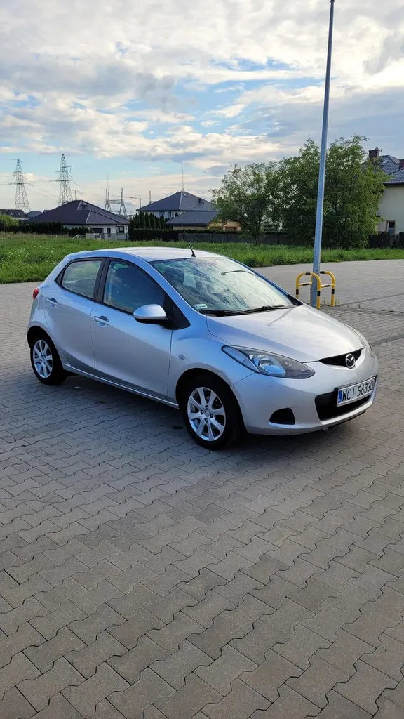 Zdjęcie: 2010 Mazda 2