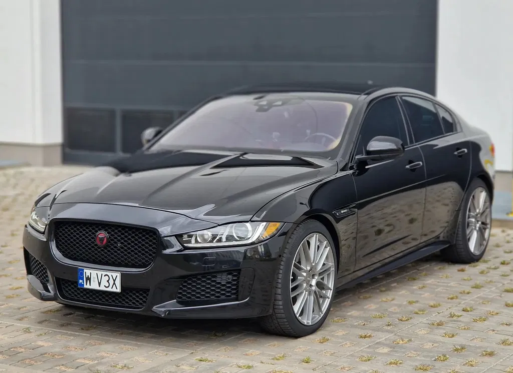 Zdjęcie: 2018 Jaguar XE