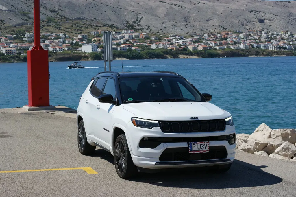 Zdjęcie: 2022 Jeep Compass