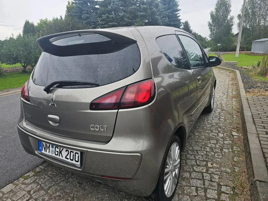 Zdjęcie: 2008 Mitsubishi Colt