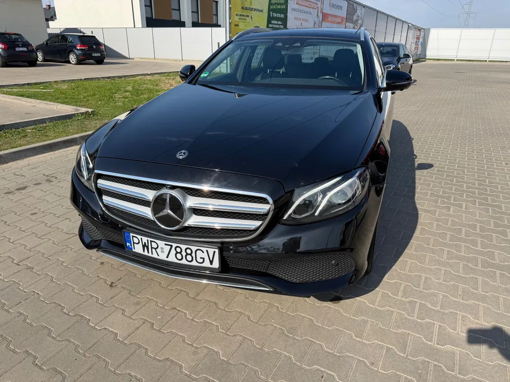 Zdjęcie: 2018 Mercedes-Benz E Klasa