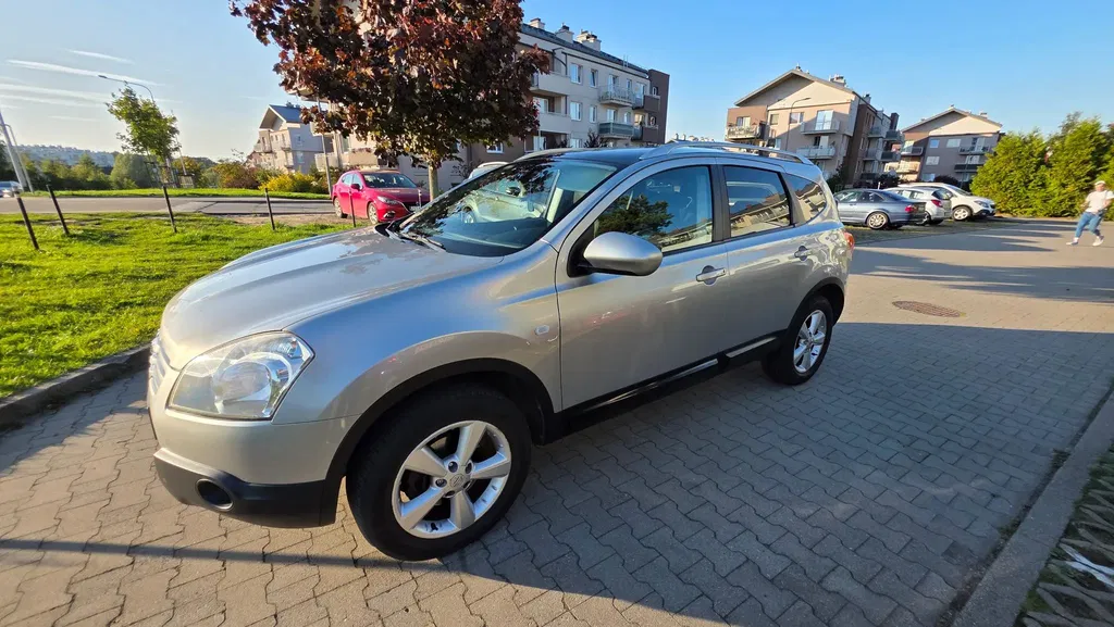 Zdjęcie: 2009 Nissan Qashqai+2