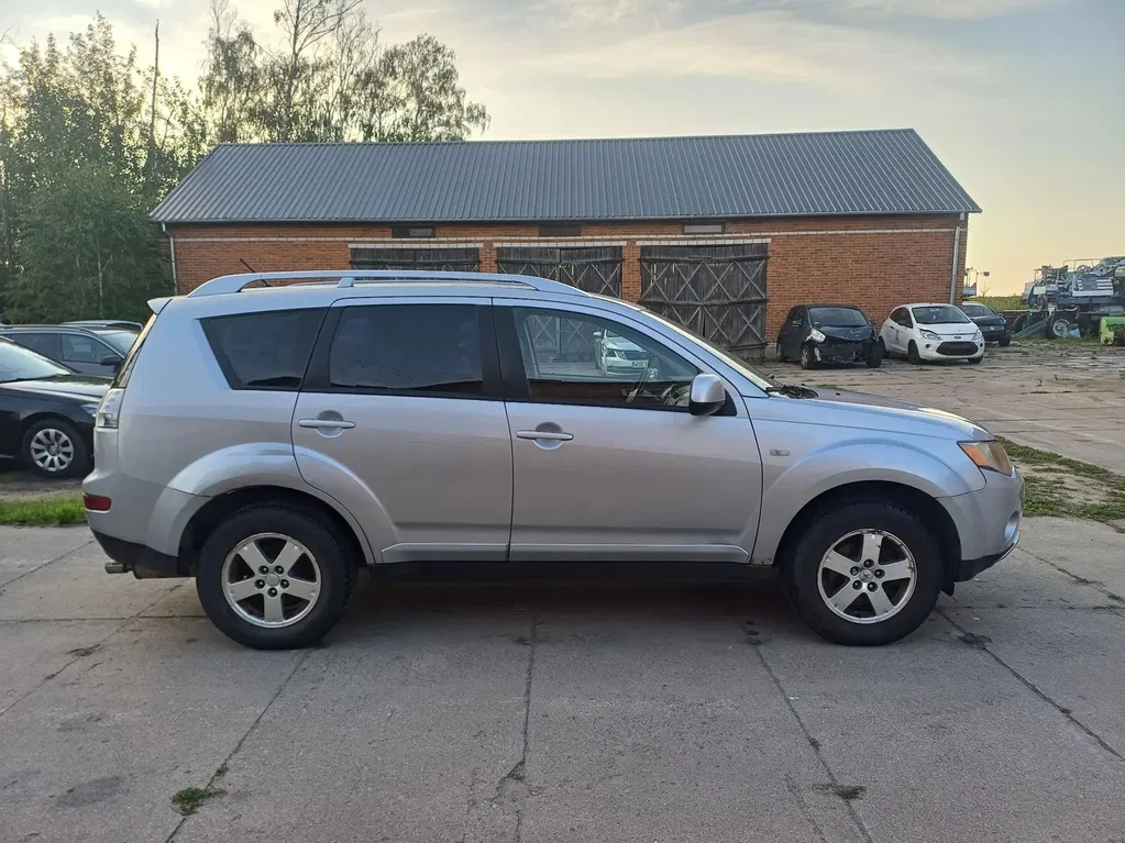 Zdjęcie: 2008 Mitsubishi Outlander