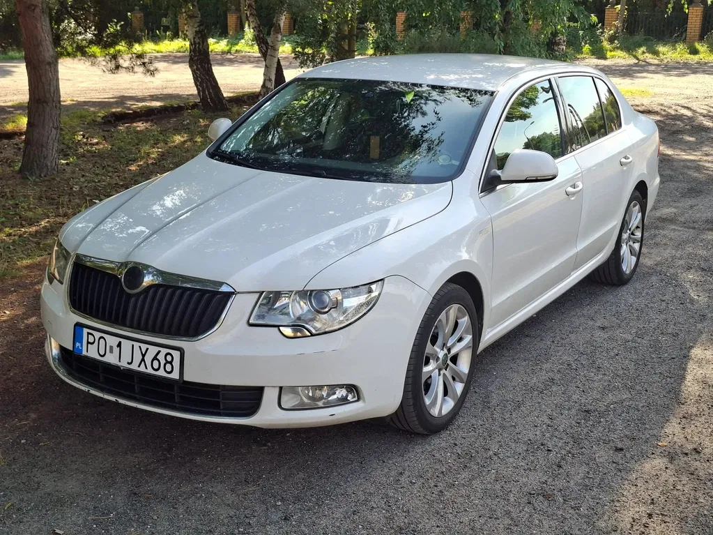 Zdjęcie: 2012 Skoda Superb