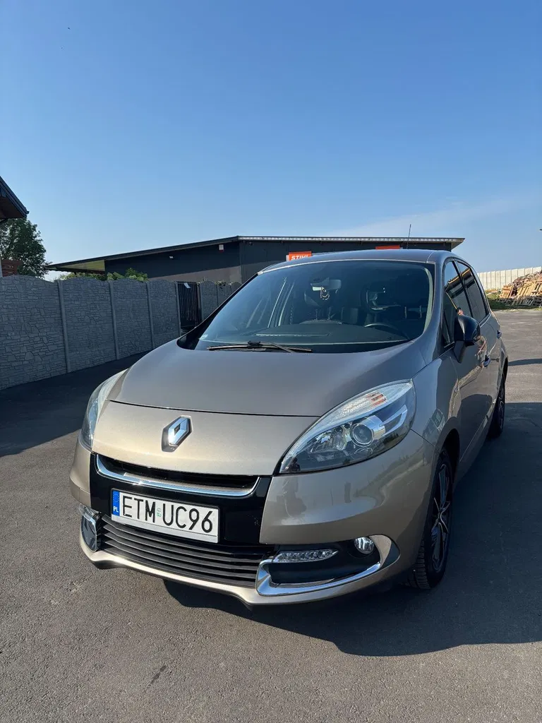 Zdjęcie: 2013 Renault Scenic