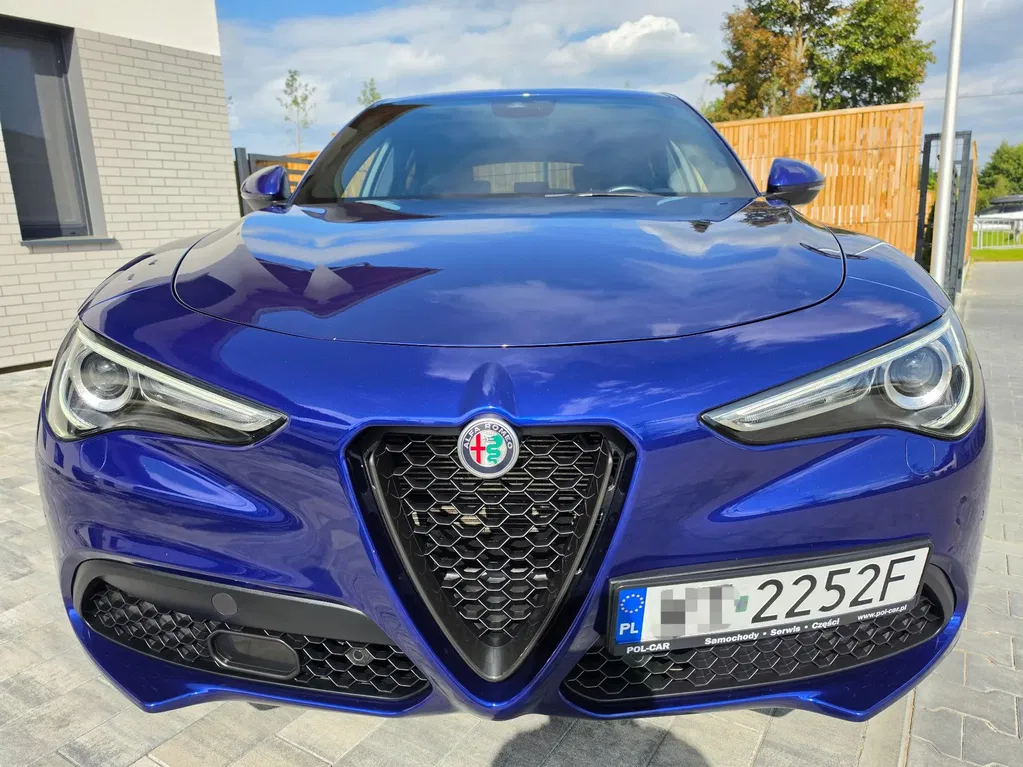Zdjęcie: 2022 Alfa Romeo Stelvio