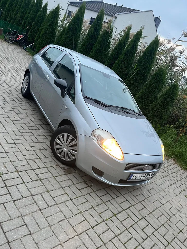 Zdjęcie: 2008 Fiat Grande Punto