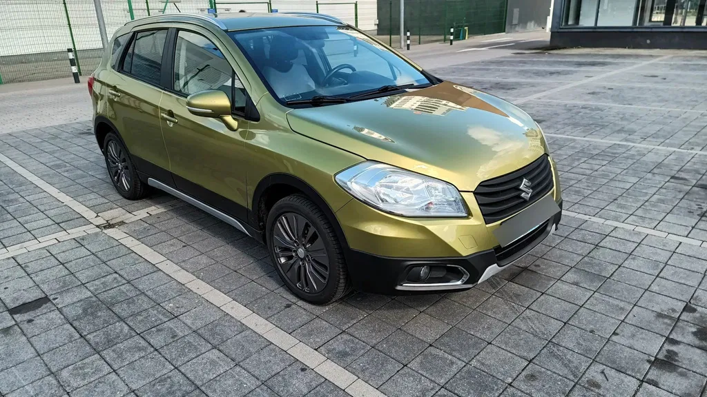 Zdjęcie: 2013 Suzuki SX4 S-Cross
