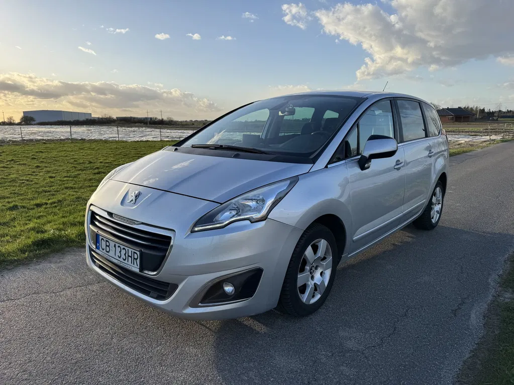 Zdjęcie: 2015 Peugeot 5008