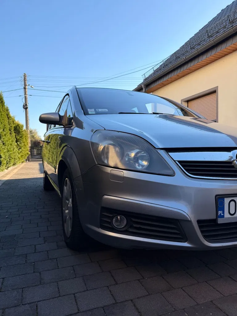 Zdjęcie: 2006 Opel Zafira