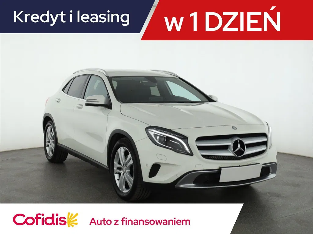 Zdjęcie: 2016 Mercedes-Benz GLA