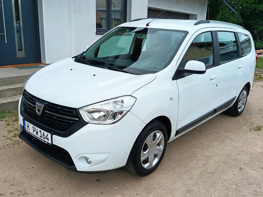 Zdjęcie: 2018 Dacia Lodgy
