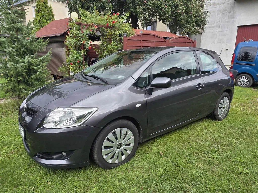 Zdjęcie: 2007 Toyota Auris