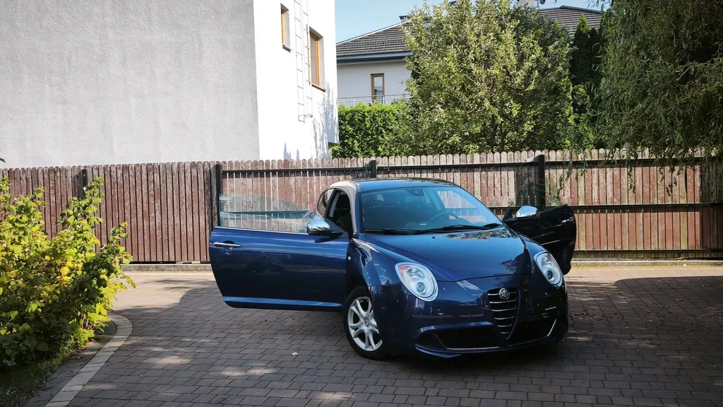 Zdjęcie: 2012 Alfa Romeo Mito