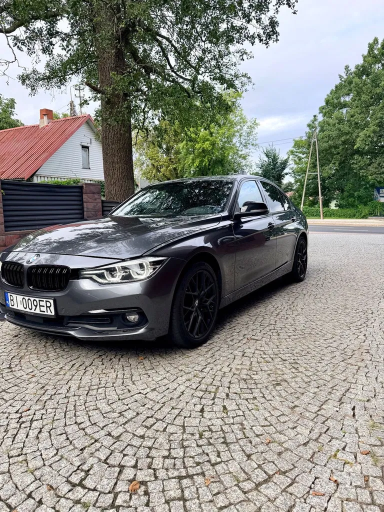 Zdjęcie: 2017 BMW Seria 3