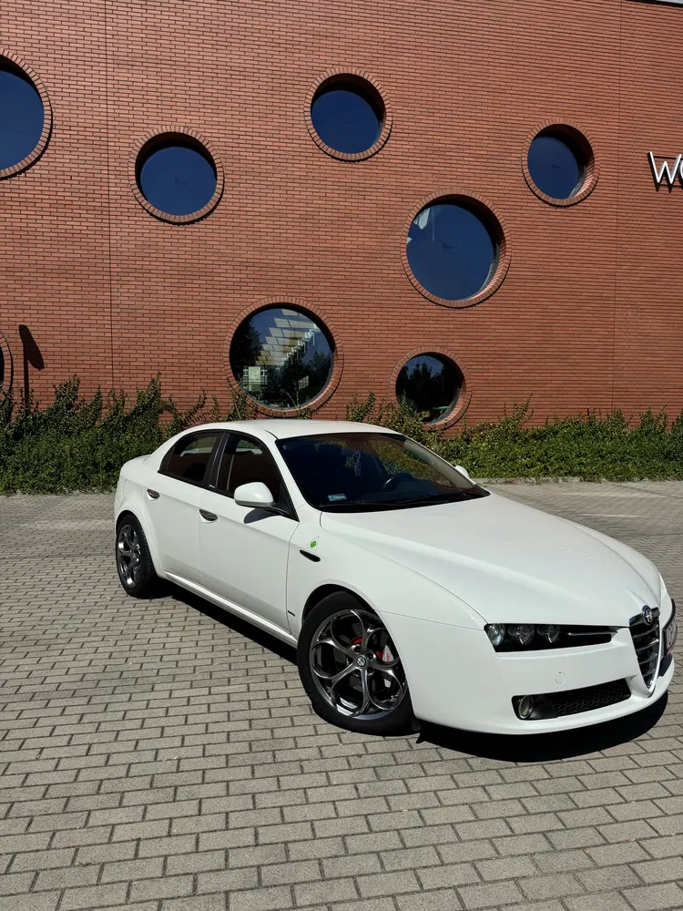 Zdjęcie: 2009 Alfa Romeo 159