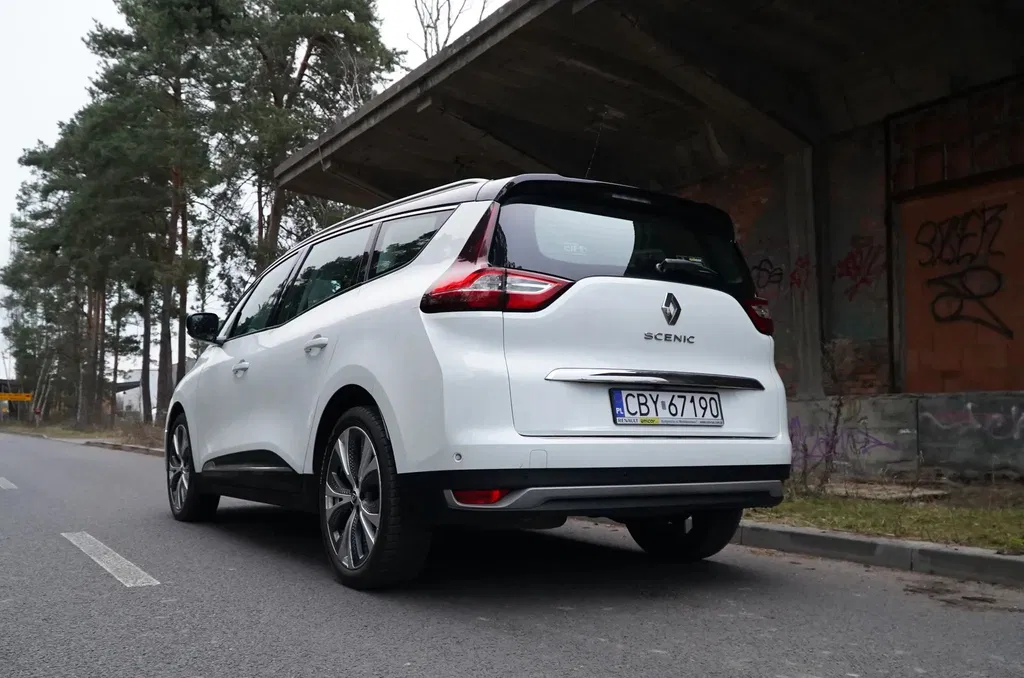 Zdjęcie: 2017 Renault Scenic