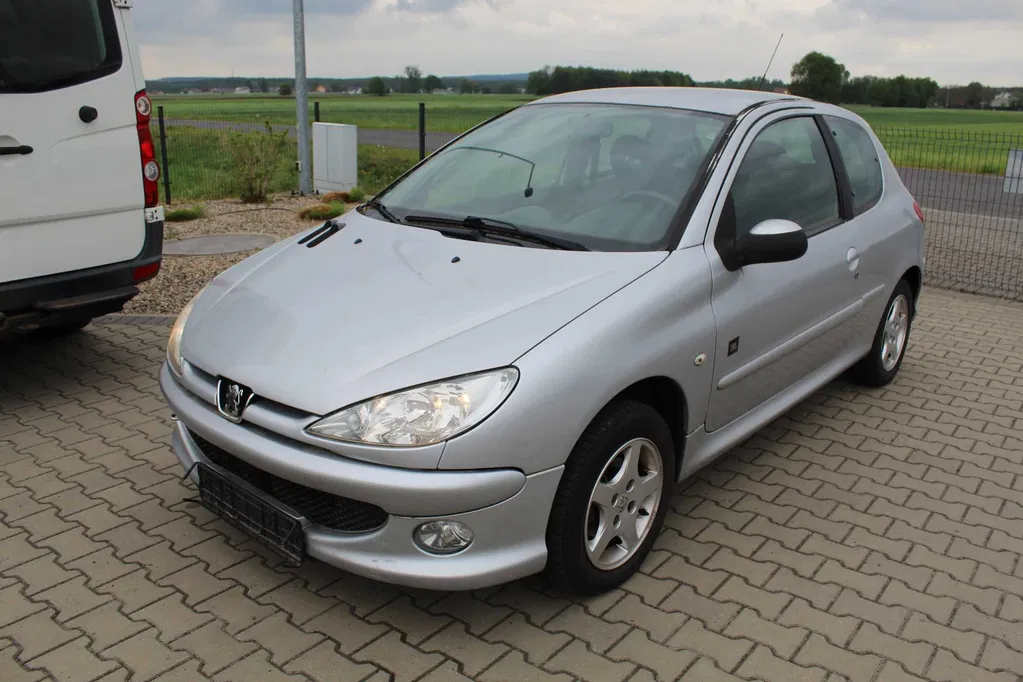 Zdjęcie: 2008 Peugeot 206