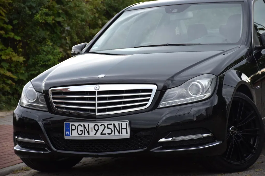 Zdjęcie: 2011 Mercedes-Benz C Klasa
