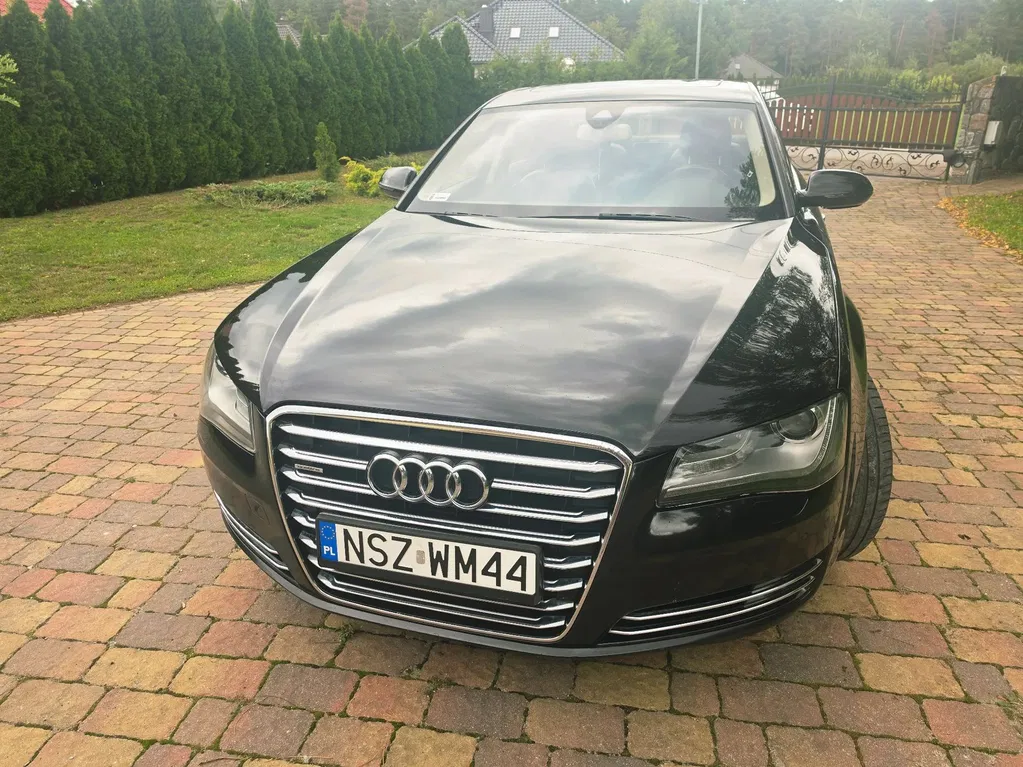 Zdjęcie: 2010 Audi A8