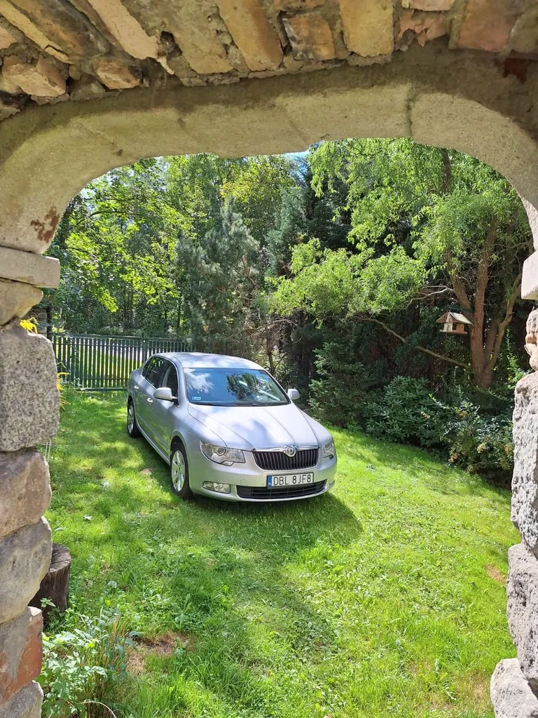 Zdjęcie: 2011 Skoda Superb