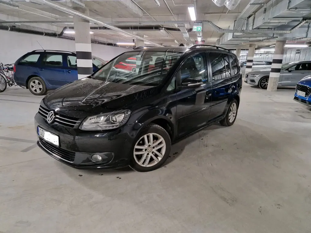 Zdjęcie: 2012 Volkswagen Touran