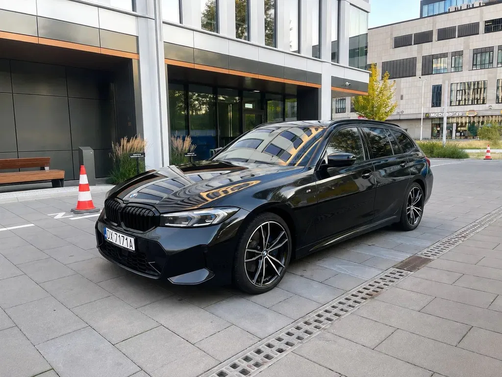 Zdjęcie: 2023 BMW Seria 3