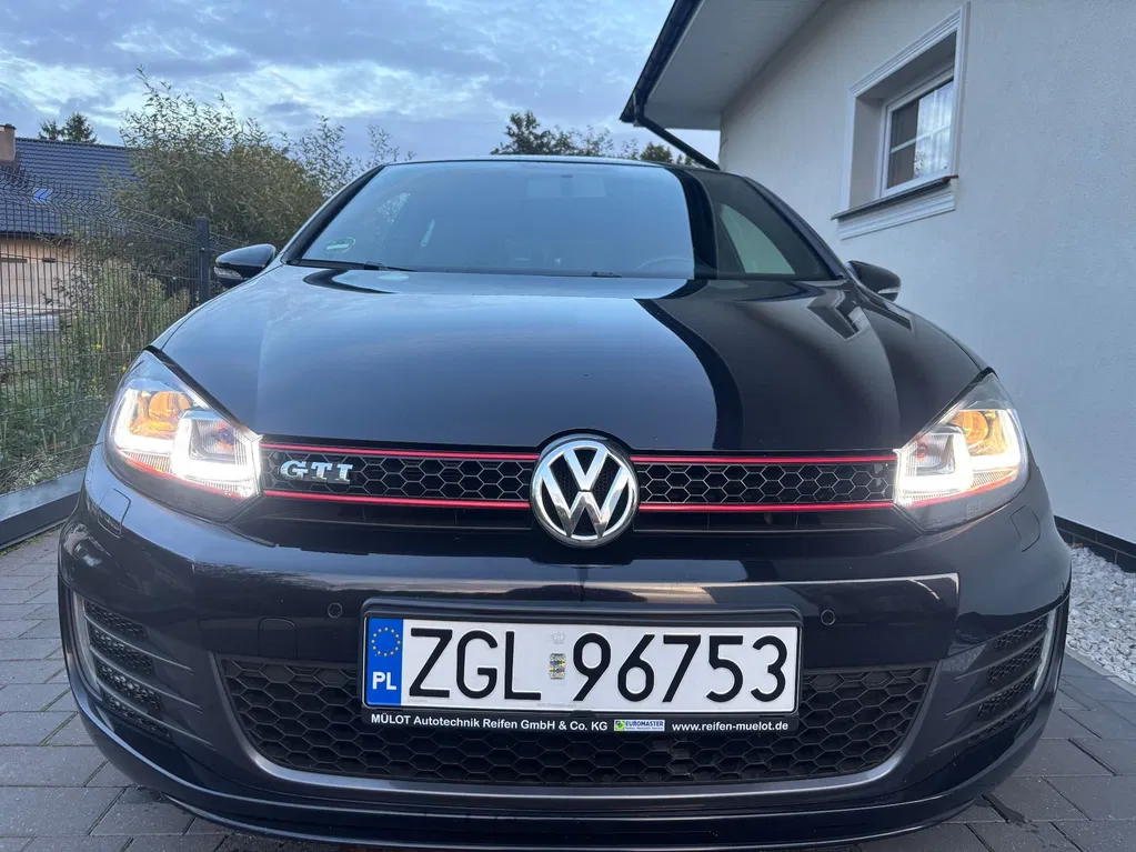 Zdjęcie: 2012 Volkswagen Golf