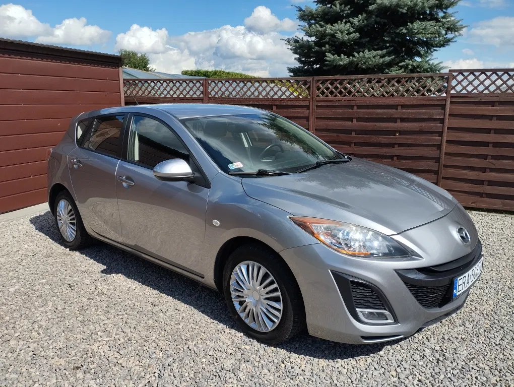 Zdjęcie: 2010 Mazda 3