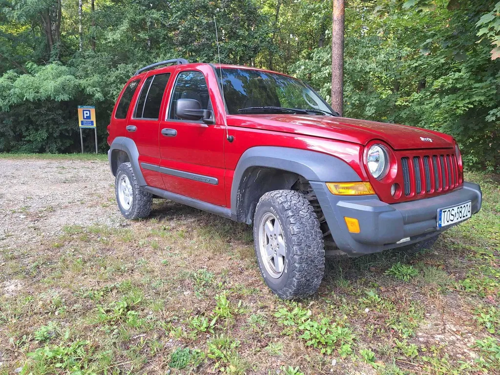 Zdjęcie: 2005 Jeep Liberty