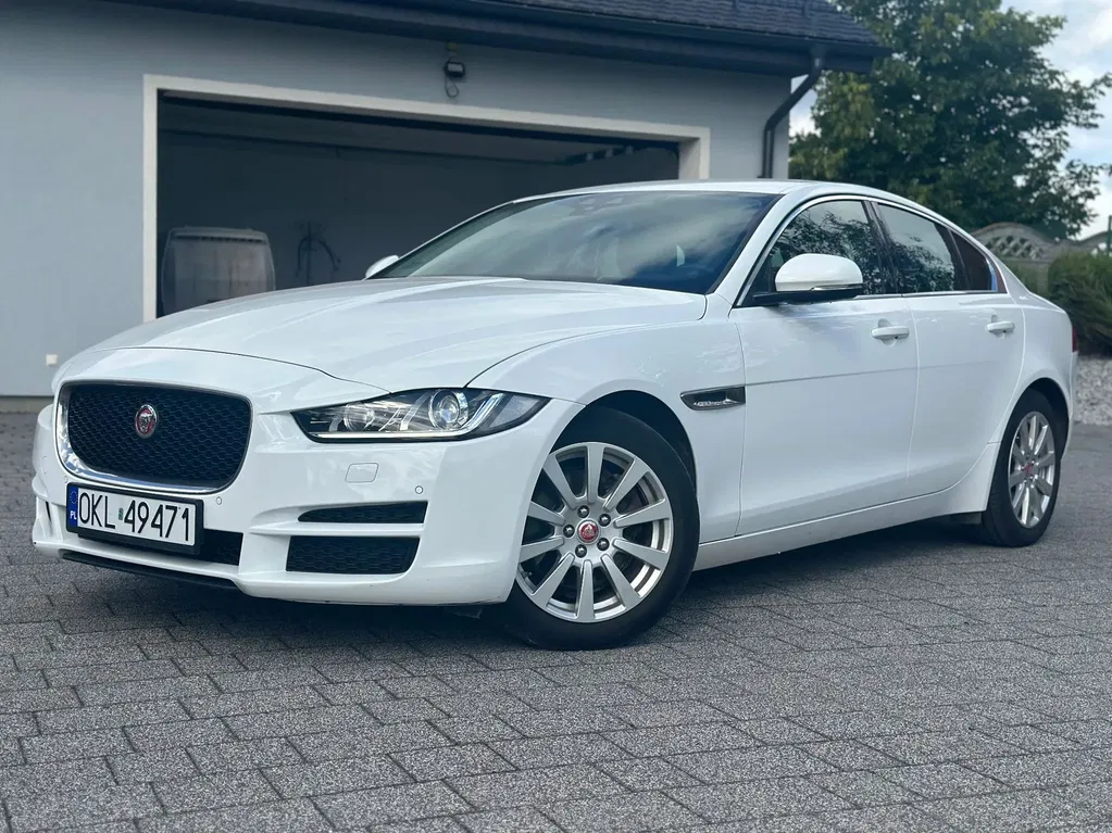 Zdjęcie: 2016 Jaguar XE