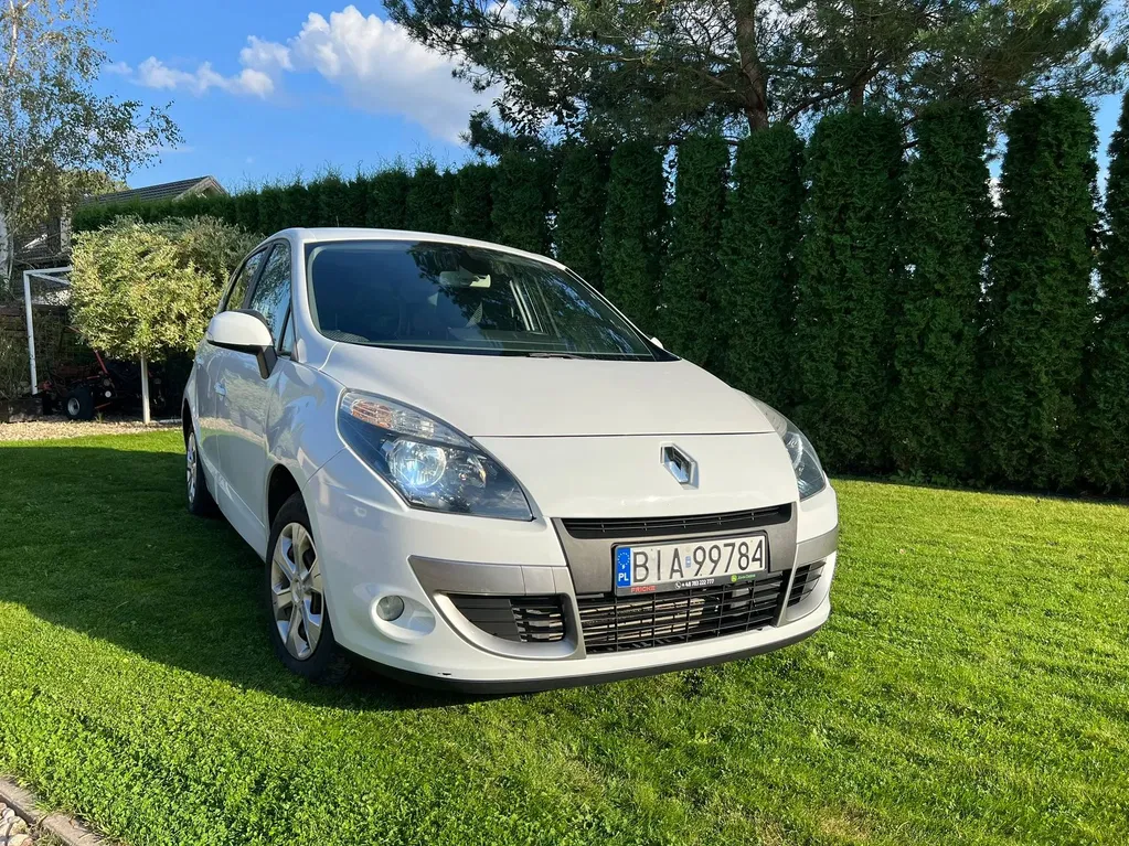 Zdjęcie: 2011 Renault Scenic