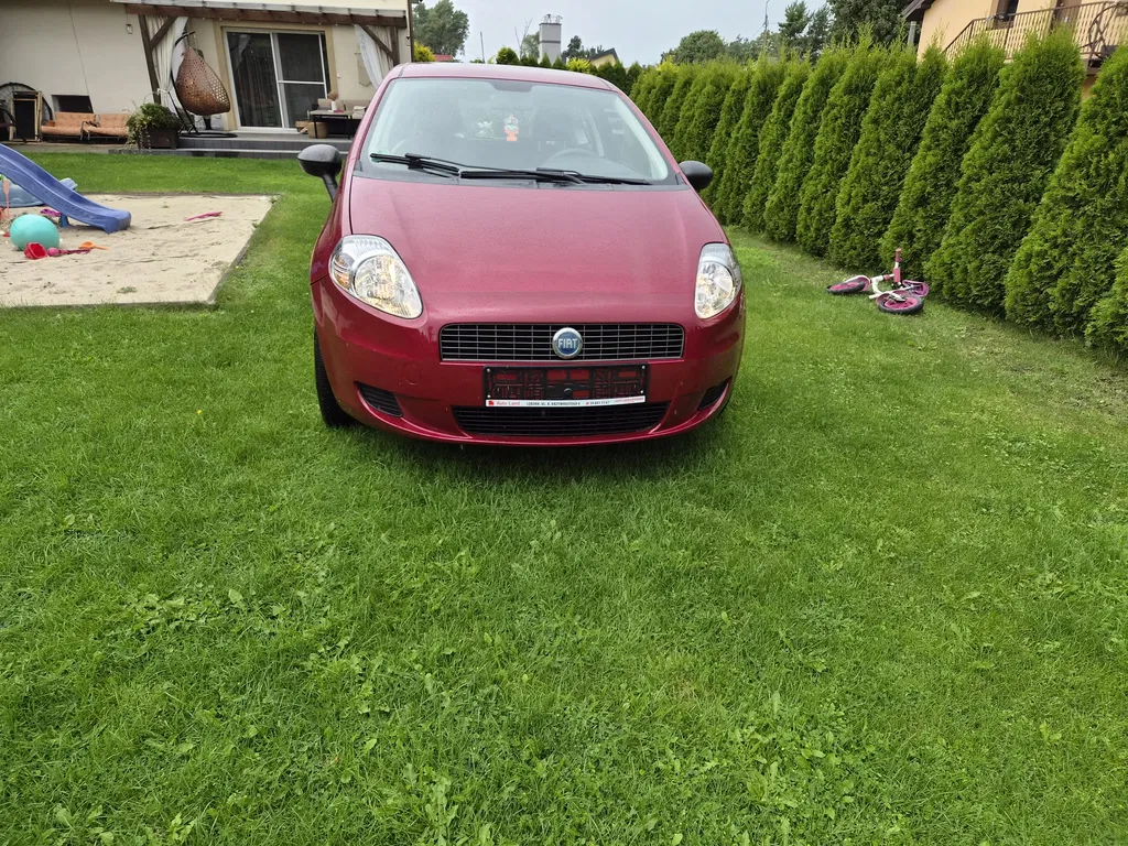 Zdjęcie: 2009 Fiat Grande Punto