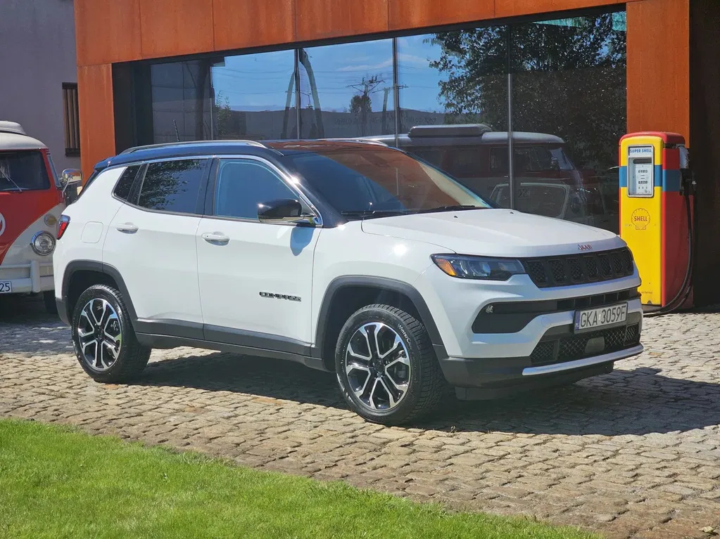Zdjęcie: 2022 Jeep Compass