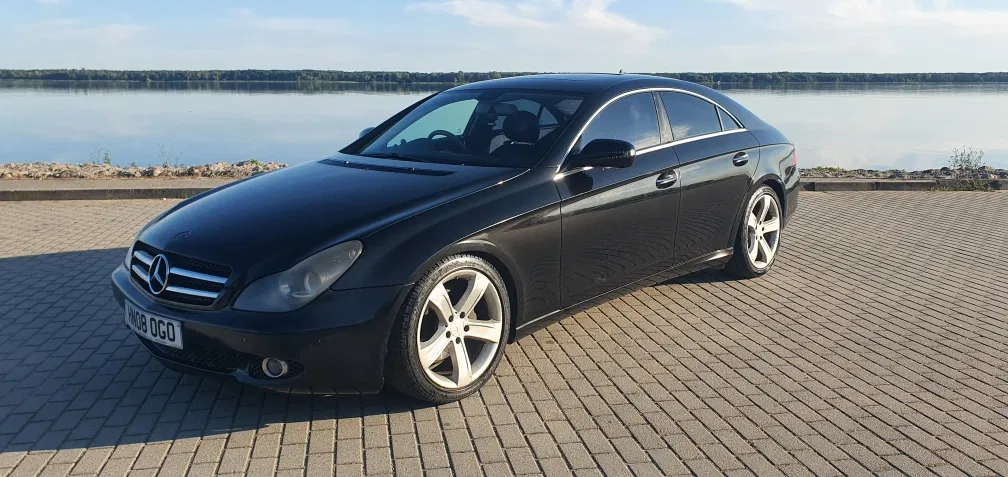 Zdjęcie: 2010 Mercedes-Benz CLS Klasa