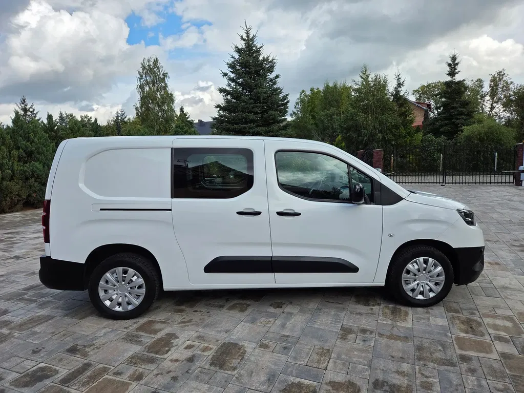Zdjęcie: 2020 Toyota Proace City